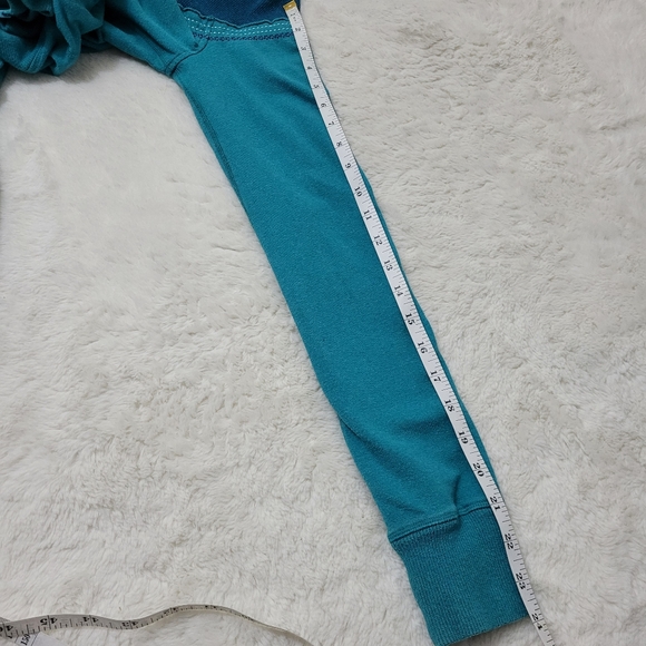 Vintage Lululemon turquoise sweater - Picture 7 of 10